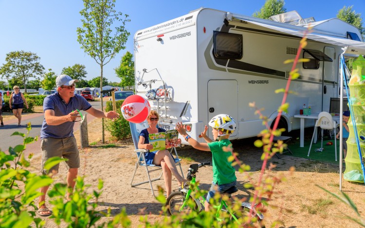 Camping Julianahoeve kamperen in Renesse Zeeland