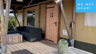 Zanzitent met deur.png