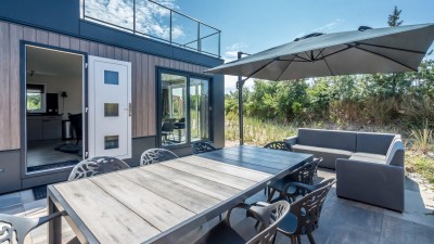 Zeelodge terras verkleind.jpg