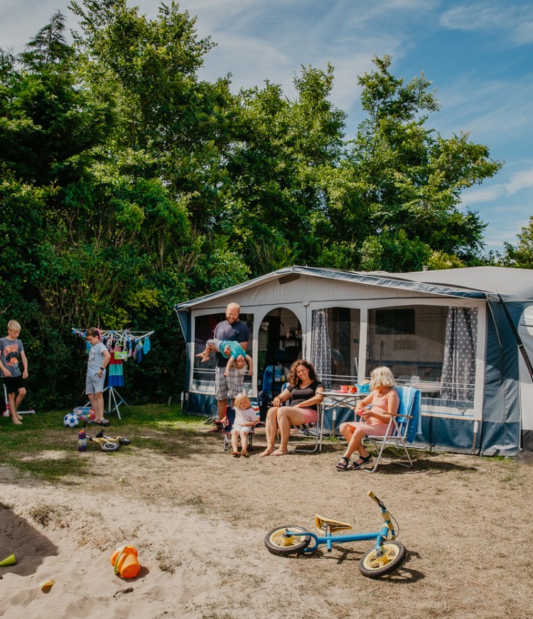 Comfortplaats Reiger familie Julianahoeve 2022.jpg