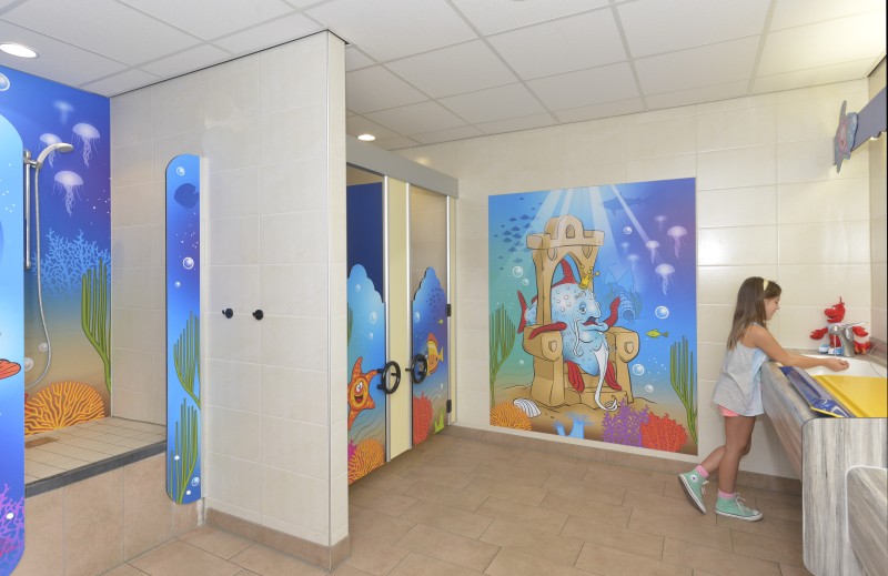 Julianahoeve kindersanitair.jpg