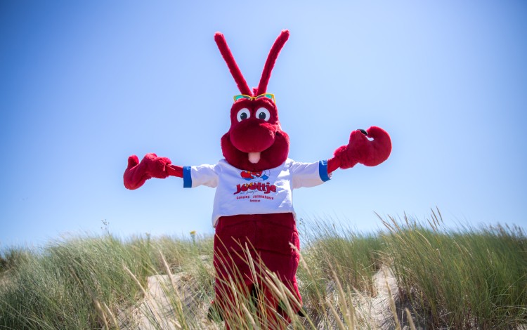 Juultje op het strand (8).jpg