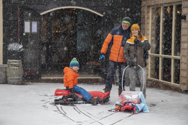 Eb en Vloed entree in de sneeuw.jpg