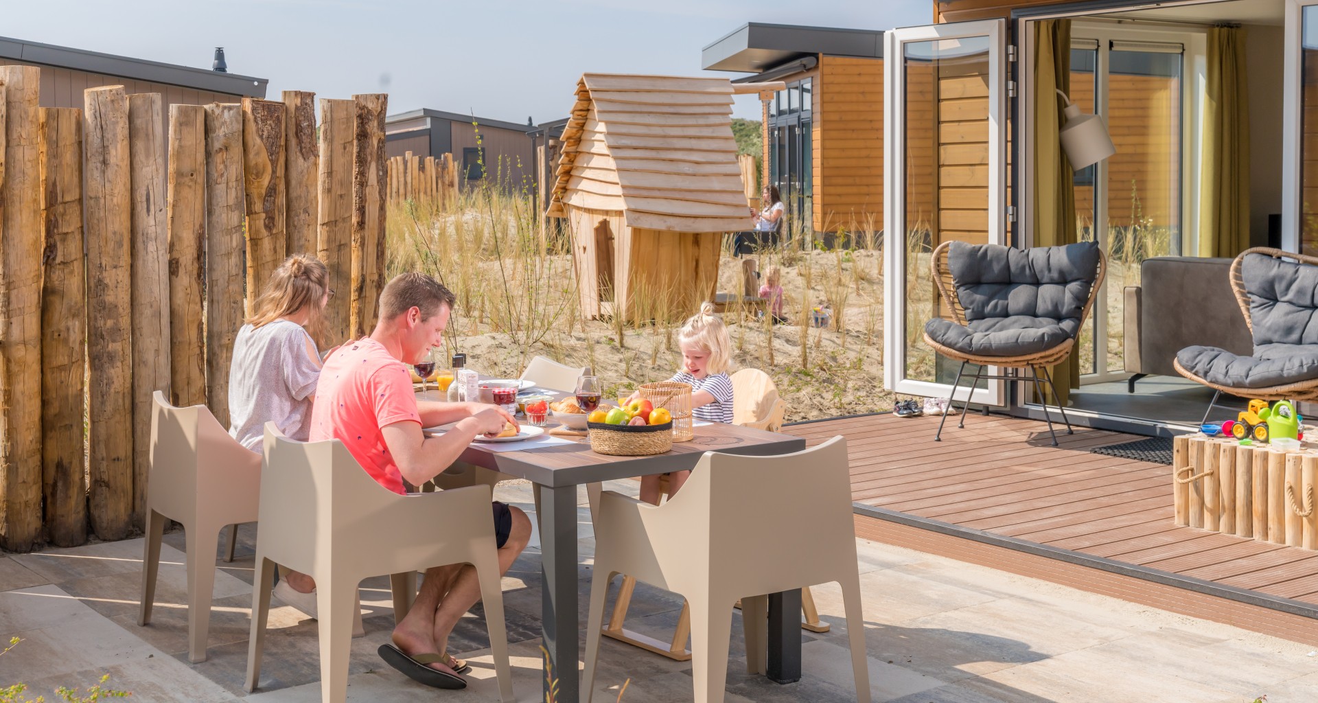 Zeepaard chalet terras (2).jpg