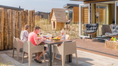 Zeepaard chalet terras (2).jpg