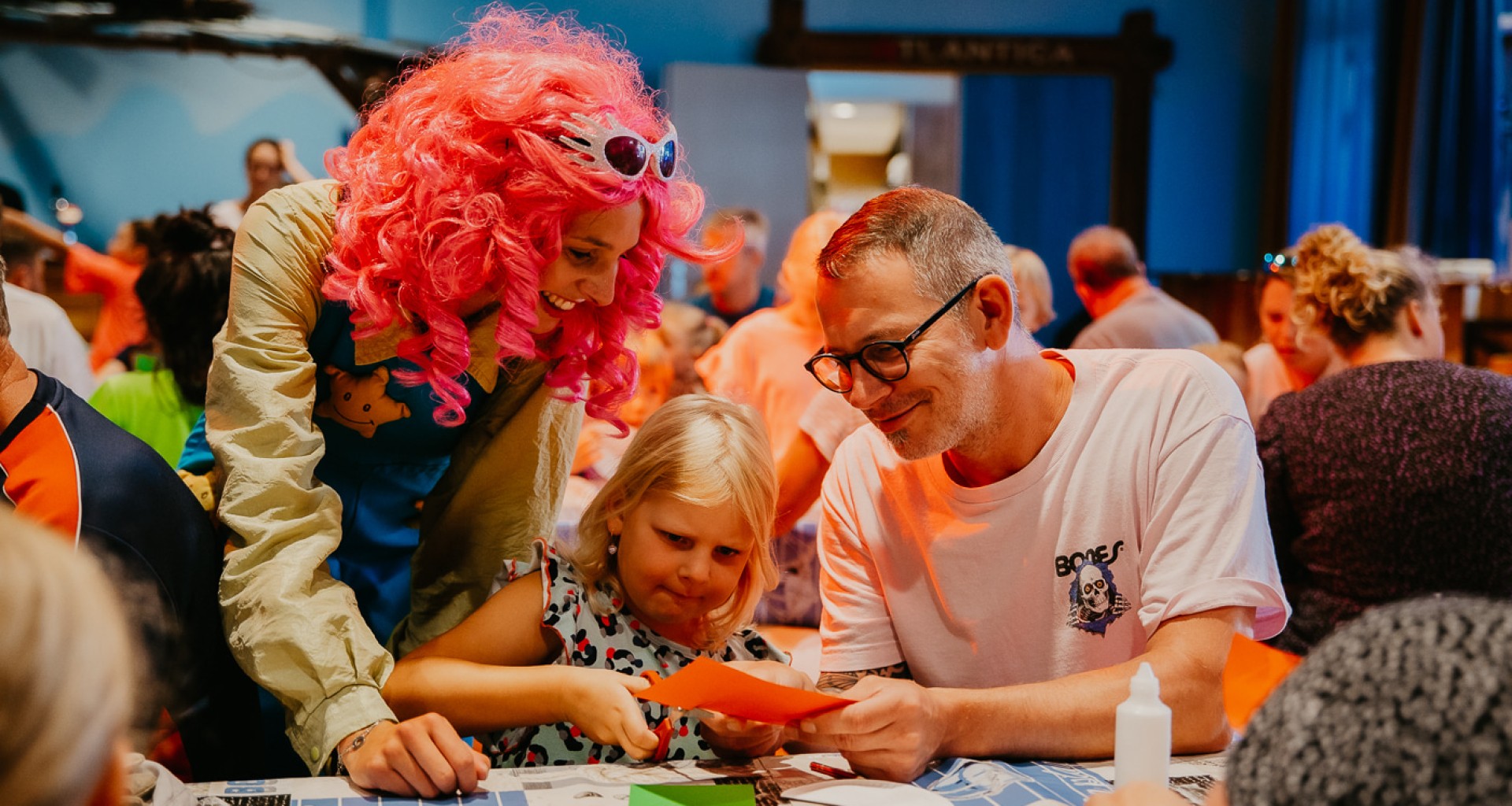 Knutselclub theater Julianahoeve 2022.jpg