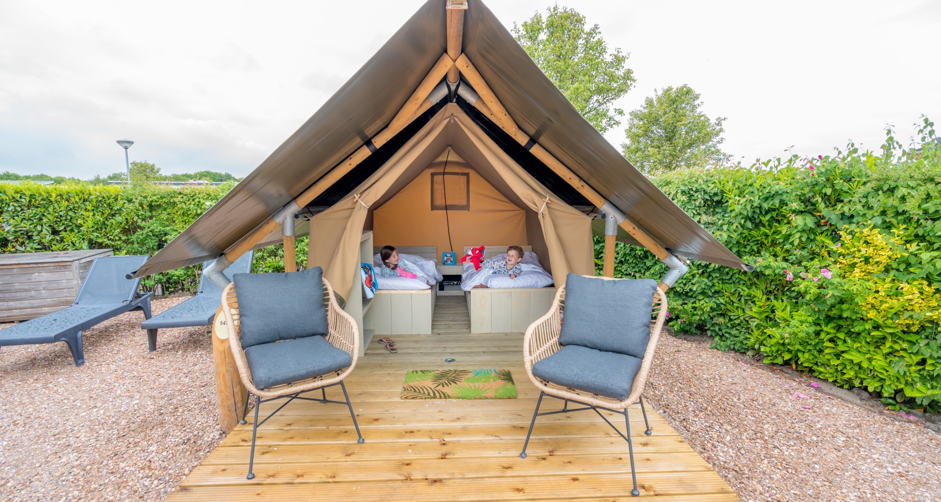 Zanzi tent 2p (3).jpg