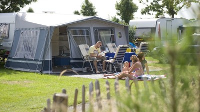 Kamperen Julianahoeve.jpg