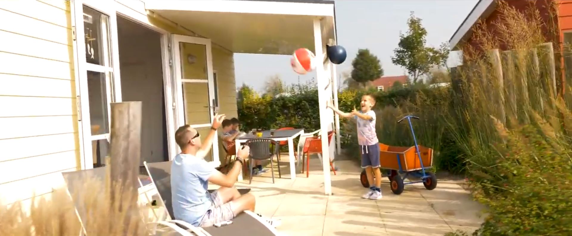 /l/fr/library/download/urn:uuid:da0db9b8-cef5-41f8-9db8-fcd46074de38/video+preview+juultje.jpg?