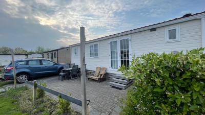 merel 63 (1) voorzijde N.jpeg