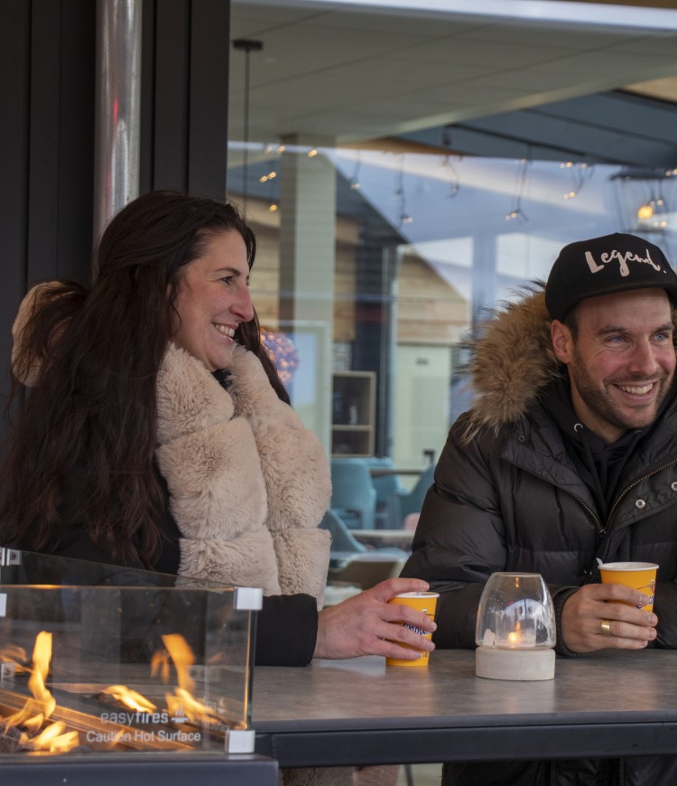 Wintersfeer plein Julianahoeve.jpg