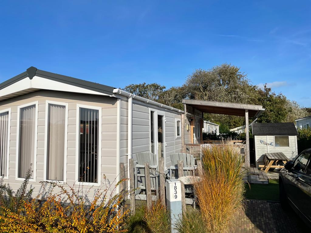 Arend 1839 buitenzijde.jpeg