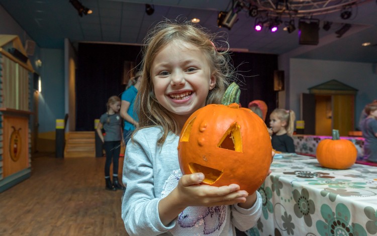 Pompoen snijden (2).jpg