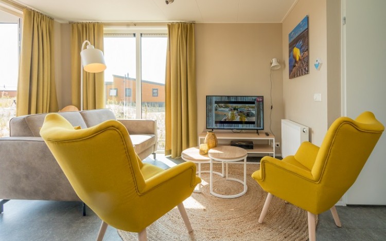 Zeepaard_chalet_living_verkleind.jpg
